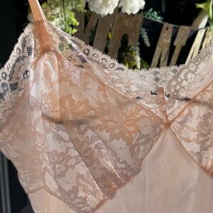 Vintage 1960s Elaborate Vanity Fair 38 T Pink Nylon Full Slip Formal 8” Lace